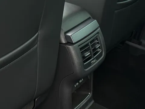 MF25OSD SEAT Ateca 1.5 TSI EVO FR Black Edition 5dr DSG **VAT QUALIFYING** £195 ROAD TAX ** Thumbnail #39