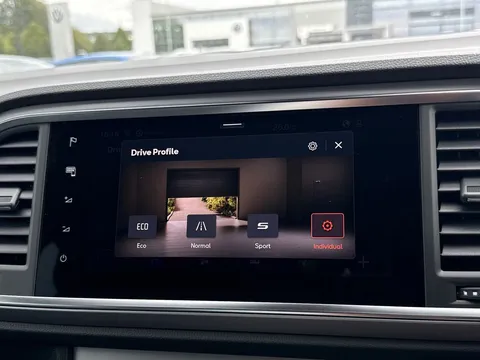 MF25OSD SEAT Ateca 1.5 TSI EVO FR Black Edition 5dr DSG **VAT QUALIFYING** £195 ROAD TAX ** Thumbnail #55