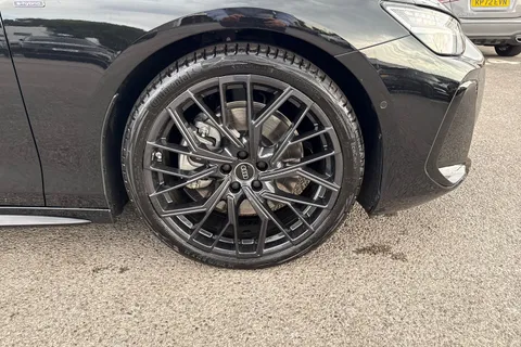  Audi A6 Saloon 2.0 e-hybrid 25.9kWh Launch Edition S Tronic quattro Euro 6 (s/s) 4dr Thumbnail #12