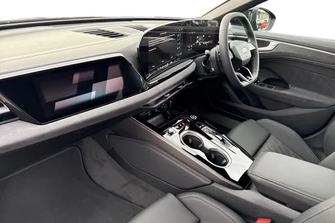  Audi A6 Saloon 2.0 e-hybrid 25.9kWh Launch Edition S Tronic quattro Euro 6 (s/s) 4dr Thumbnail #15