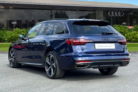 KN74ZWD Audi A4 Avant Avant Black Edition 35 TDI  163 PS S tronic Thumbnail #3