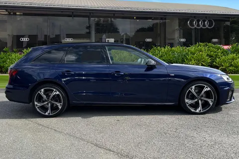 KN74ZWD Audi A4 Avant Avant Black Edition 35 TDI  163 PS S tronic Thumbnail #4