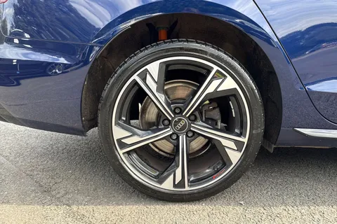 KN74ZWD Audi A4 Avant Avant Black Edition 35 TDI  163 PS S tronic Thumbnail #11