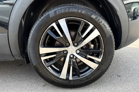 GP21BYU PEUGEOT 3008 1.5 BlueHDi GT Euro 6 (s/s) 5dr Thumbnail #11