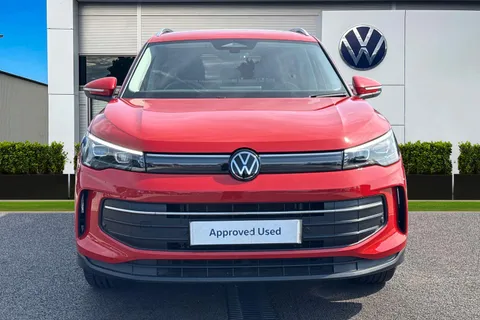 WN74HKT Volkswagen Tiguan 2.0 TDI Match 5dr DSG **VAT QUALIFYING** Thumbnail #6