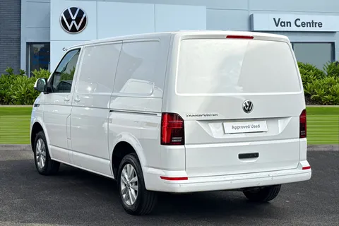 MA24FSC Volkswagen Transporter 2.0 TDI 110 Highline Van Thumbnail #3