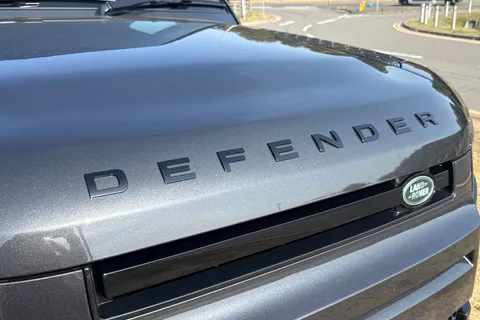  Land Rover Defender 110 3.0 D250 MHEV X-Dynamic HSE Auto 4WD Euro 6 (s/s) 5dr Thumbnail #24