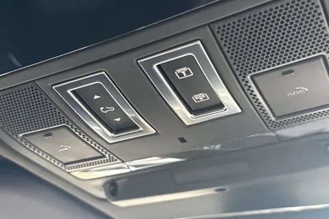  Land Rover Defender 110 3.0 D250 MHEV X-Dynamic HSE Auto 4WD Euro 6 (s/s) 5dr Thumbnail #35