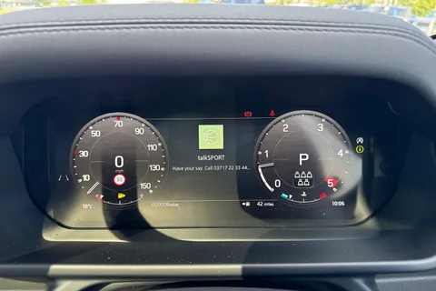  Land Rover Defender 110 3.0 D250 MHEV X-Dynamic SE Auto 4WD Euro 6 (s/s) 5dr Thumbnail #16