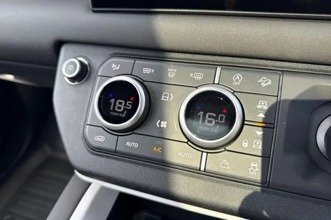  Land Rover Defender 110 3.0 D350 MHEV X-Dynamic HSE Auto 4WD Euro 6 (s/s) 5dr Thumbnail #20