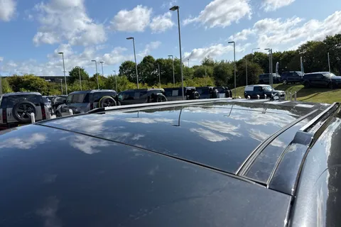  Land Rover Defender 110 3.0 D350 MHEV X-Dynamic HSE Auto 4WD Euro 6 (s/s) 5dr Thumbnail #24