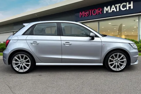 RJ16CME Audi A1 1.4 TFSI CoD S line Sportback Euro 6 (s/s) 5dr Thumbnail #4