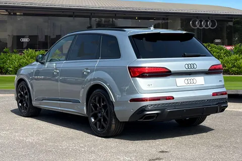  Audi Q7 3.0 TFSI V6 Black Edition Tiptronic quattro Euro 6 (s/s) 5dr Thumbnail #3