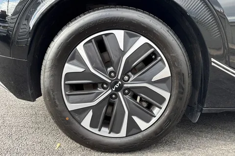 CA22XKV Kia Ev6 77.4kWh Air Auto 5dr Thumbnail #10