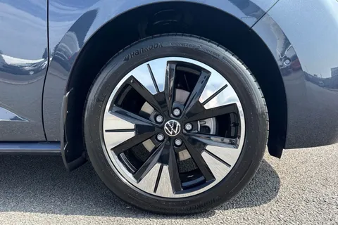 DG75CGO Volkswagen California Ocean T7 SWB 150 PS DSG - New Shape / Massive Spec Thumbnail #10