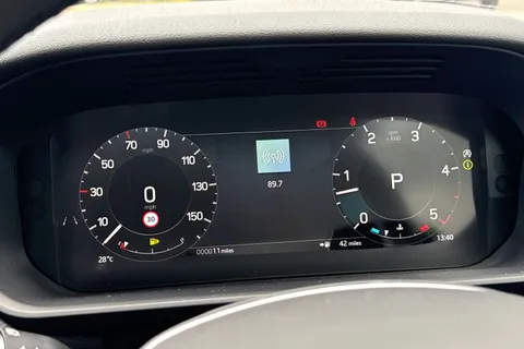 15 of 40 for LAND ROVER DISCOVERY 3.0 D350 Dynamic SE 5dr Auto