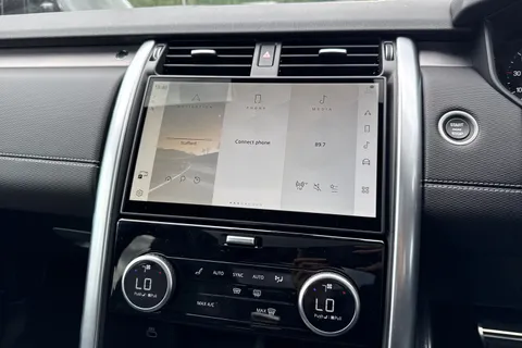 20 of 40 for LAND ROVER DISCOVERY 3.0 D350 Dynamic SE 5dr Auto