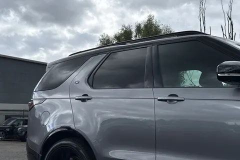 23 of 40 for LAND ROVER DISCOVERY 3.0 D350 Dynamic SE 5dr Auto