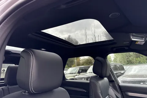 24 of 40 for LAND ROVER DISCOVERY 3.0 D350 Dynamic SE 5dr Auto