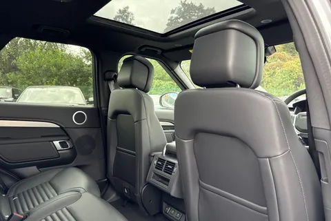 27 of 40 for LAND ROVER DISCOVERY 3.0 D350 Dynamic SE 5dr Auto