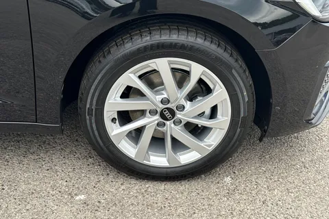  Audi A1 1.0 TFSI 30 Sport Sportback Euro 6 (s/s) 5dr Thumbnail #10