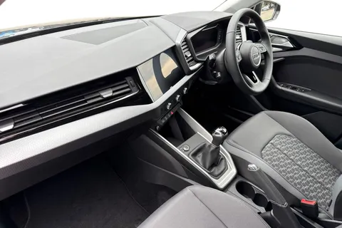  Audi A1 1.0 TFSI 30 Sport Sportback Euro 6 (s/s) 5dr Thumbnail #15