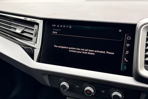  Audi A1 1.0 TFSI 30 Sport Sportback Euro 6 (s/s) 5dr Thumbnail #17