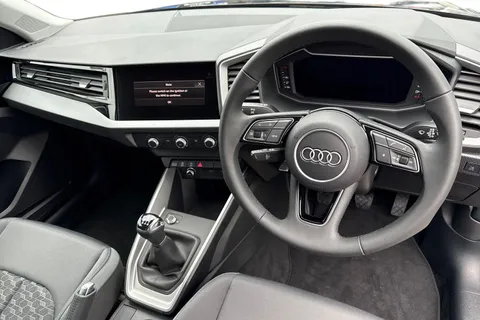  Audi A1 1.0 TFSI 30 Sport Sportback Euro 6 (s/s) 5dr Thumbnail #18