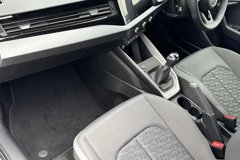  Audi A1 1.0 TFSI 30 Sport Sportback Euro 6 (s/s) 5dr Thumbnail #20