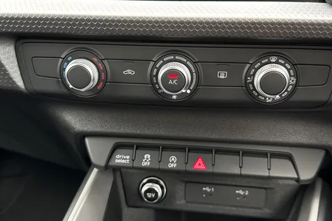  Audi A1 1.0 TFSI 30 Sport Sportback Euro 6 (s/s) 5dr Thumbnail #22