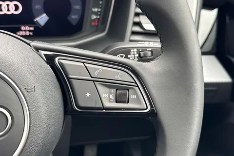  Audi A1 1.0 TFSI 30 Sport Sportback Euro 6 (s/s) 5dr Thumbnail #25
