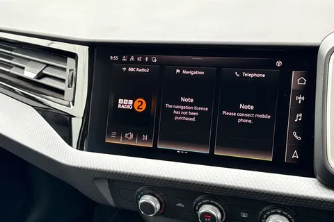  Audi A1 1.0 TFSI 30 Sport Sportback Euro 6 (s/s) 5dr Thumbnail #30