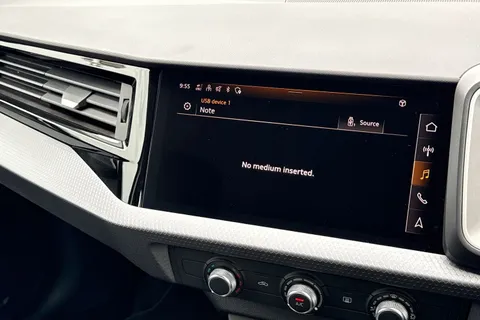  Audi A1 1.0 TFSI 30 Sport Sportback Euro 6 (s/s) 5dr Thumbnail #33