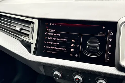  Audi A1 1.0 TFSI 30 Sport Sportback Euro 6 (s/s) 5dr Thumbnail #41