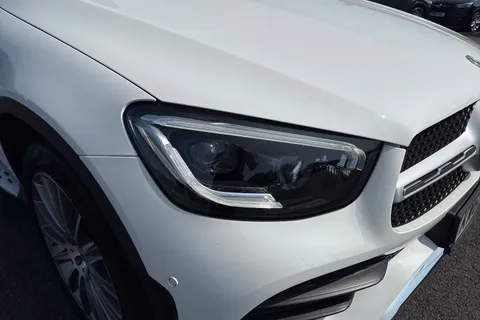 KW69YLV Mercedes-Benz Glc 2.0 GLC220d AMG Line (Premium) G-Tronic+ 4MATIC Euro 6 (s/s) 5dr Thumbnail #9