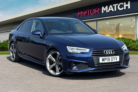 MP19OYV Audi A4 2.0 TFSI 35 Black Edition S Tronic Euro 6 (s/s) 4dr Thumbnail #2
