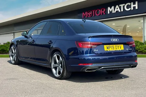 MP19OYV Audi A4 2.0 TFSI 35 Black Edition S Tronic Euro 6 (s/s) 4dr Thumbnail #3