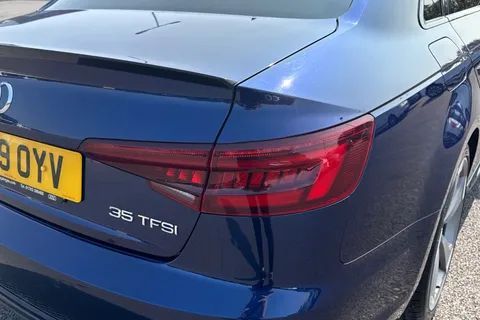 MP19OYV Audi A4 2.0 TFSI 35 Black Edition S Tronic Euro 6 (s/s) 4dr Thumbnail #8