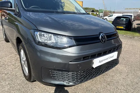 PJ25YBN Volkswagen Caddy C20 Cargo Commerce Pro SWB 122 PS 2.0 TDI 7sp DSG Thumbnail #9