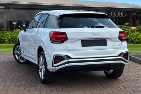 Audi Q2 1.0 TFSI 30 S line Euro 6 (s/s) 5dr Thumbnail #3