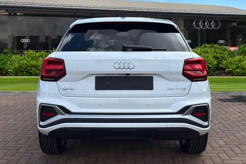 Audi Q2 1.0 TFSI 30 S line Euro 6 (s/s) 5dr Thumbnail #5
