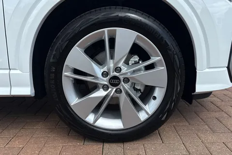 Audi Q2 1.0 TFSI 30 S line Euro 6 (s/s) 5dr Thumbnail #10