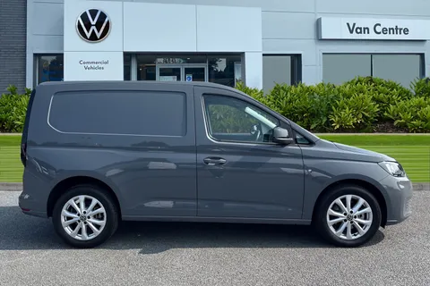 DE25LJL Volkswagen Caddy C20 Cargo Commerce Pro SWB 150 PS 1.5 TSI eHybrid 6sp DSG Thumbnail #4