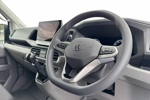 DA25LGC Volkswagen Crafter 2.0 TDI 140PS Commerce High Roof Van Thumbnail #6