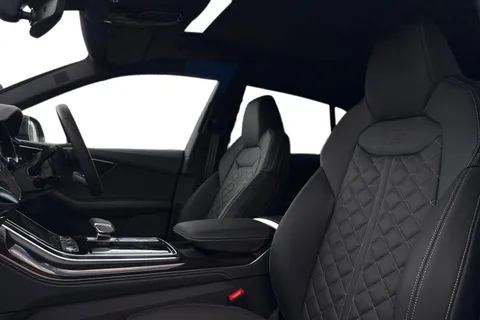  Audi SQ8 4.0 TFSI V8 Black Edition Tiptronic quattro Euro 6 (s/s) 5dr Thumbnail #16