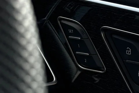  Audi SQ8 4.0 TFSI V8 Black Edition Tiptronic quattro Euro 6 (s/s) 5dr Thumbnail #42