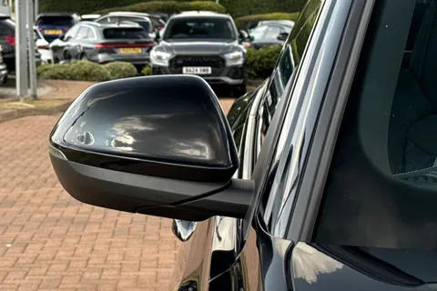  Audi SQ8 4.0 TFSI V8 Black Edition Tiptronic quattro Euro 6 (s/s) 5dr Thumbnail #49