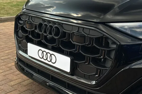  Audi SQ8 4.0 TFSI V8 Black Edition Tiptronic quattro Euro 6 (s/s) 5dr Thumbnail #51