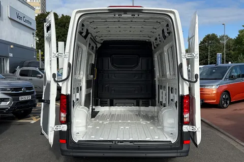 BP25UGT Volkswagen Crafter 2.0 TDI 140PS Commerce High Roof-Business Pack + Navigation Thumbnail #7