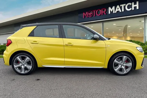 BA69TXC Audi A1 2.0 TFSI 40 S line Competition Sportback S Tronic Euro 6 (s/s) 5dr Thumbnail #4